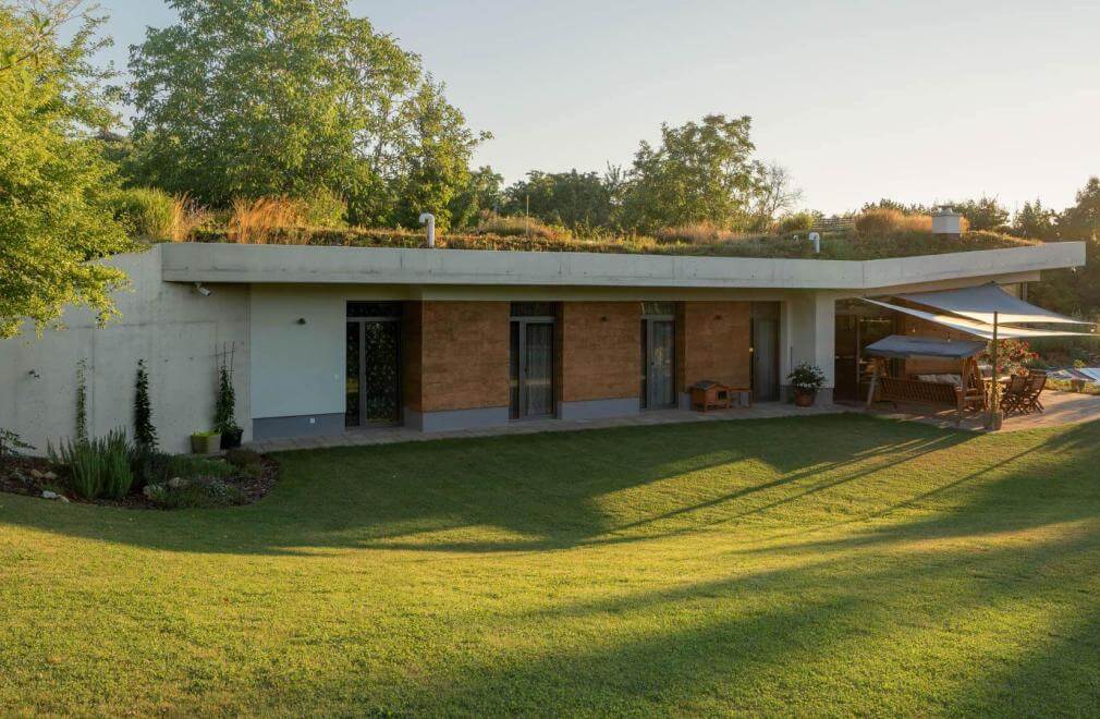 Building an Underground House: What Challenges to Expect and How to Overcome Them